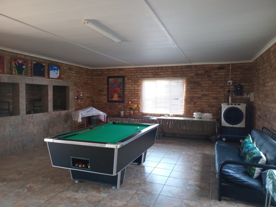  Bedroom Property for Sale in Bloemhof North West
